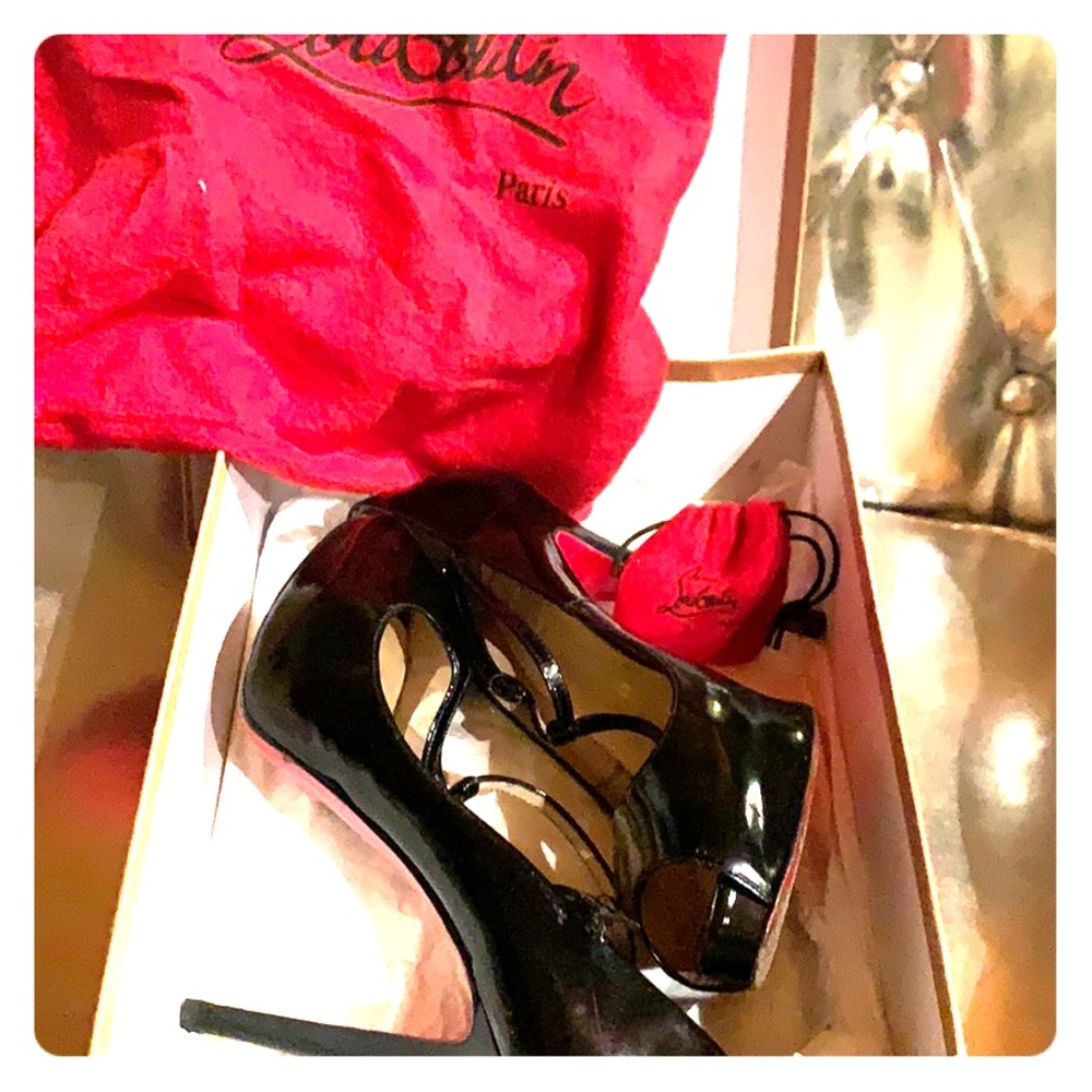 Louboutins Blk Peep-toe Sz 38.EU or 8 US $175